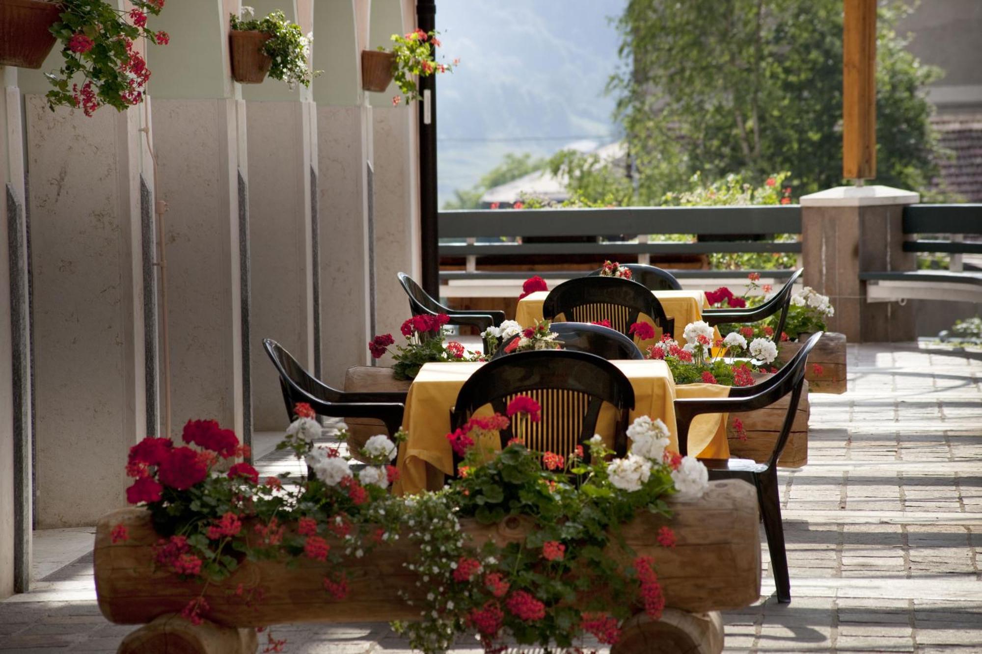 Hotel Terme Di Rabbi Bagni di Rabbi Luaran gambar